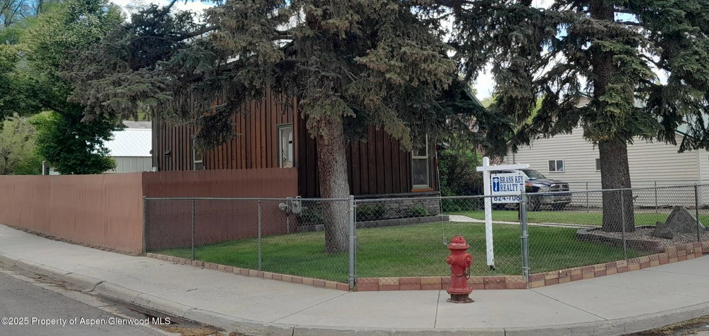 39 of 40 - 595 Colorado Street, Craig, CO