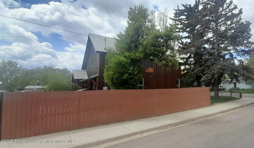 7 of 40 - 595 Colorado Street, Craig, CO