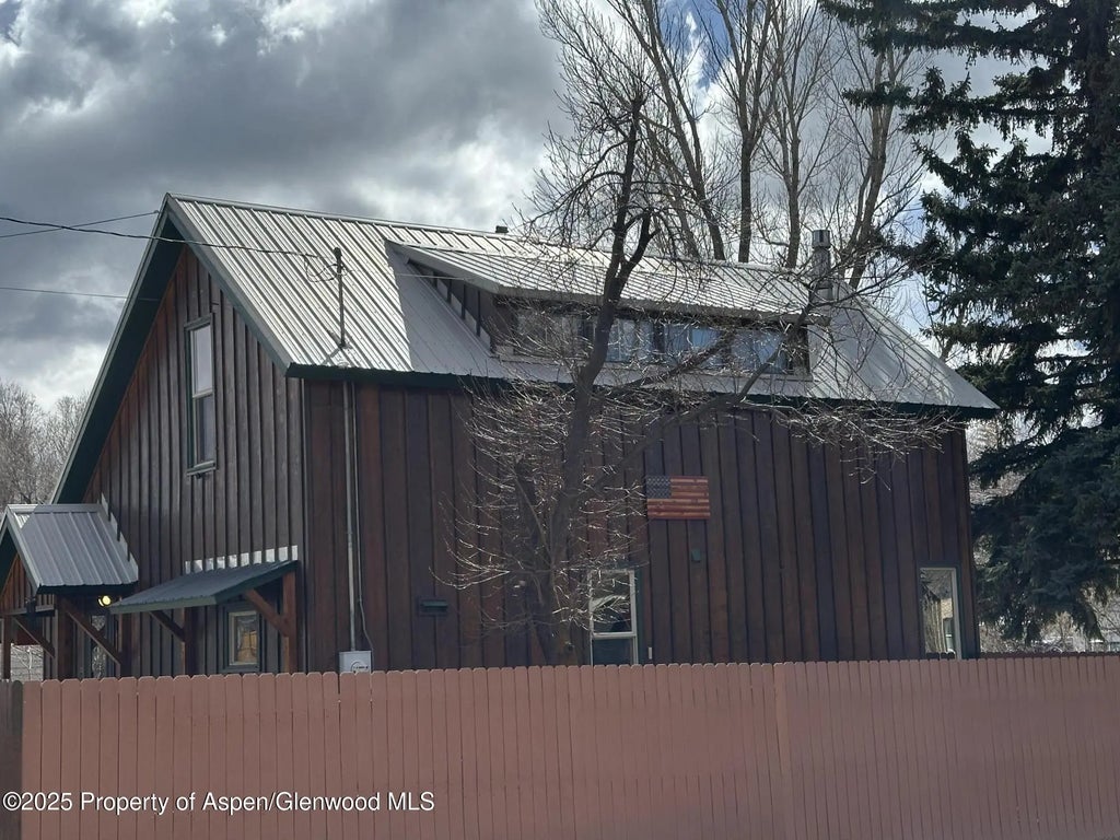 8 of 40 - 595 Colorado Street, Craig, CO