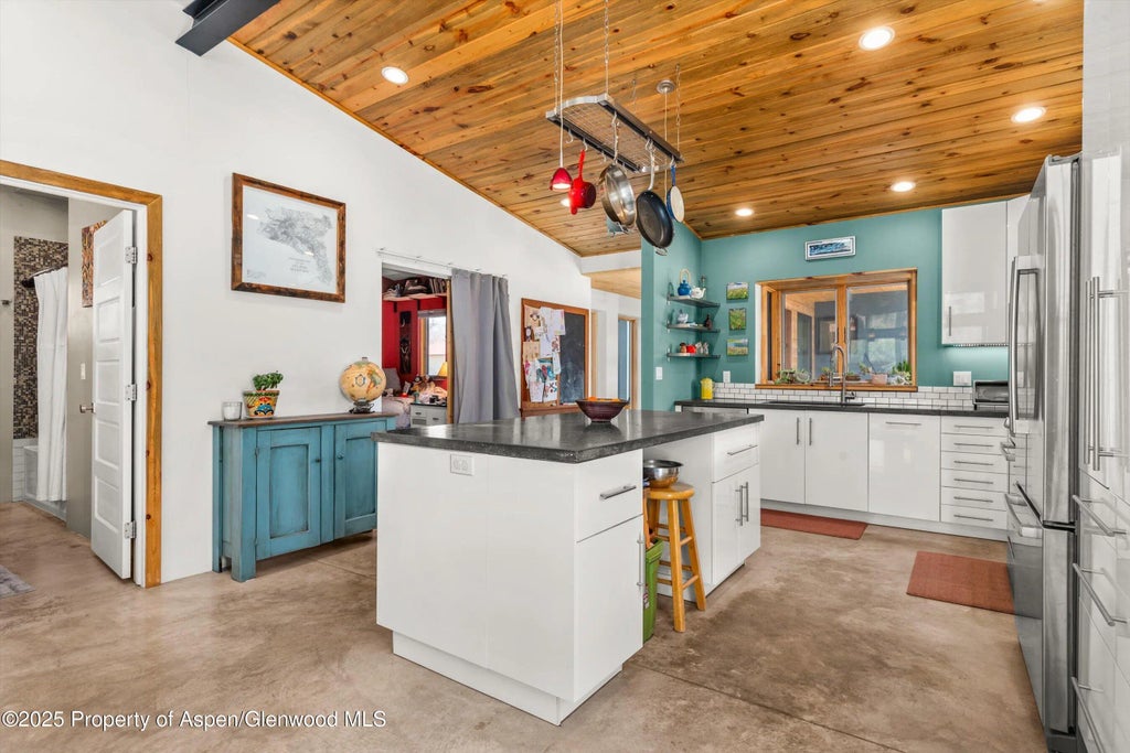 19 of 40 - 88 Pine Street, Carbondale, CO
