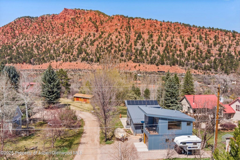 9 of 40 - 88 Pine Street, Carbondale, CO