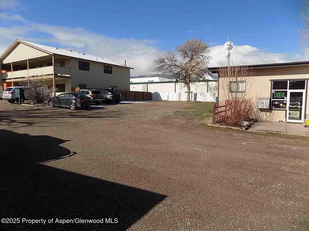 4 of 24 - 1044 Main Street, Carbondale, CO