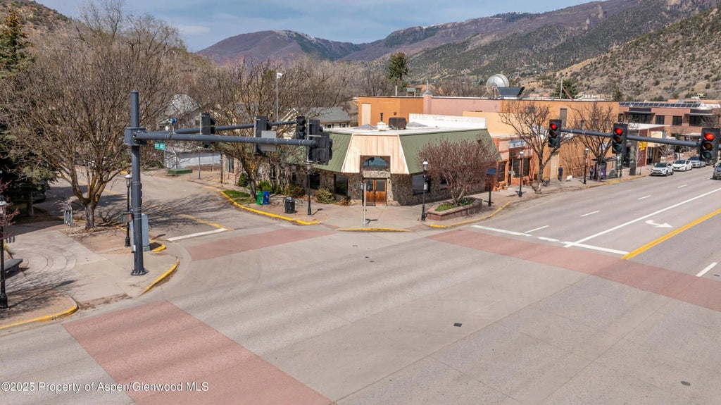 3 of 37 - 931 Grand Avenue, Glenwood Springs, CO