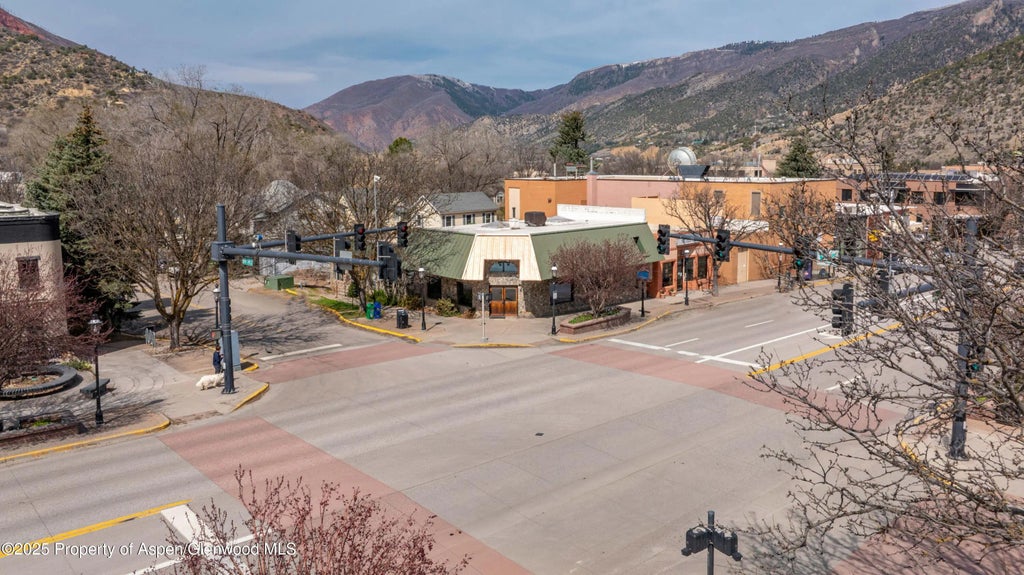 34 of 37 - 931 Grand Avenue, Glenwood Springs, CO