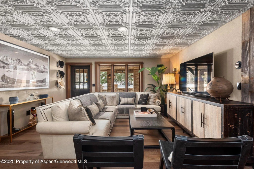 31 of 39 - 303 Conundrum Creek Road, Aspen, CO