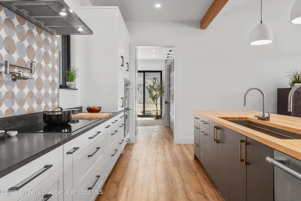 10 of 37 - 1840 Upper Cattle Creek Road, Carbondale, CO