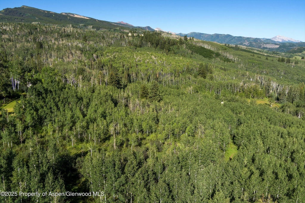 16 of 30 - 1833 West Buttermilk Road, Aspen, CO