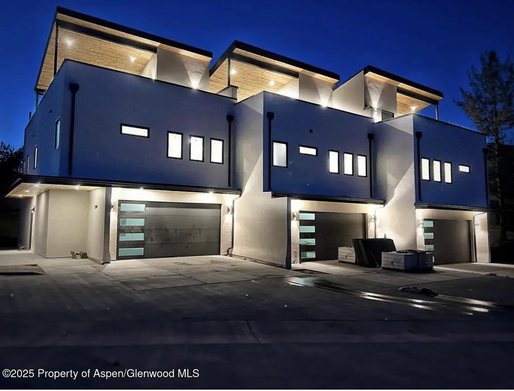 2 of 30 - 2398 Ridge Circle C, Grand Junction, CO