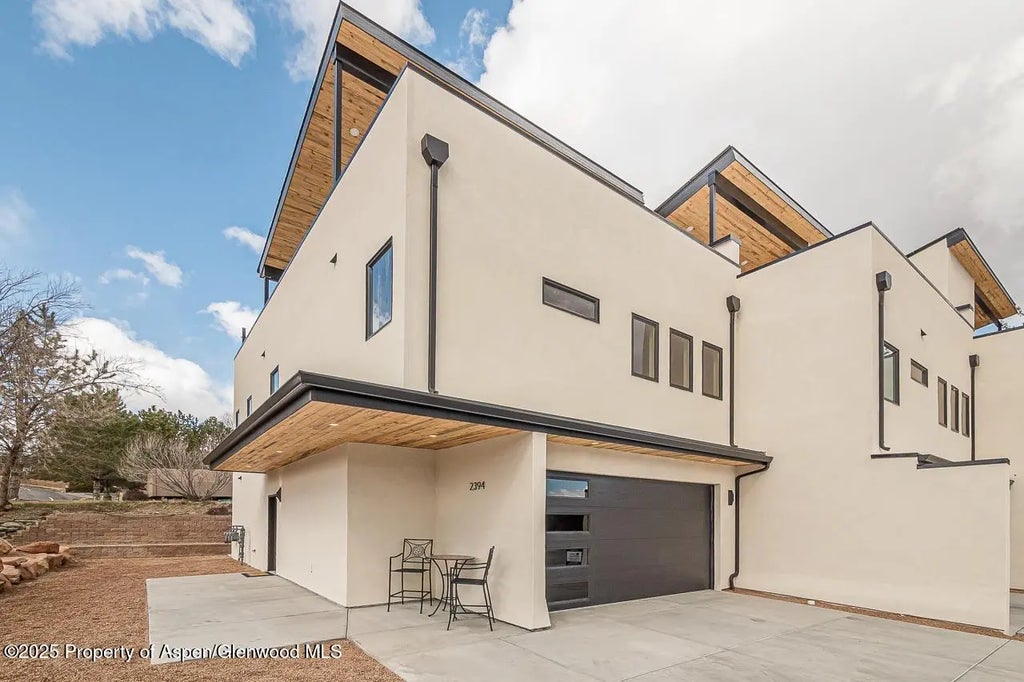 25 of 30 - 2398 Ridge Circle C, Grand Junction, CO