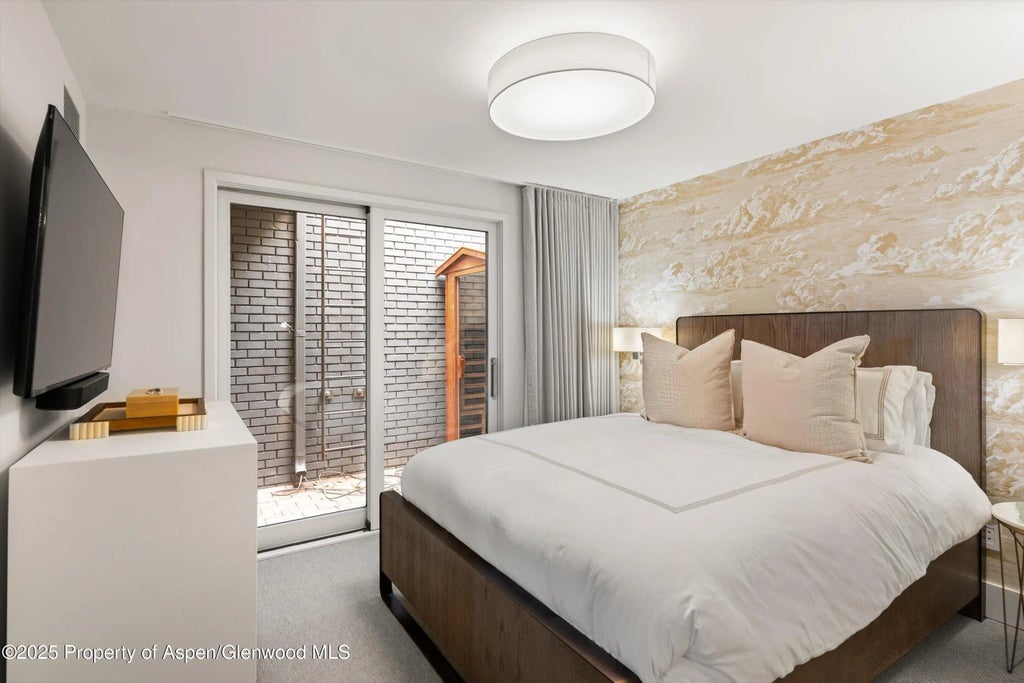 15 of 21 - 1001 E Cooper Avenue 2, Aspen, CO