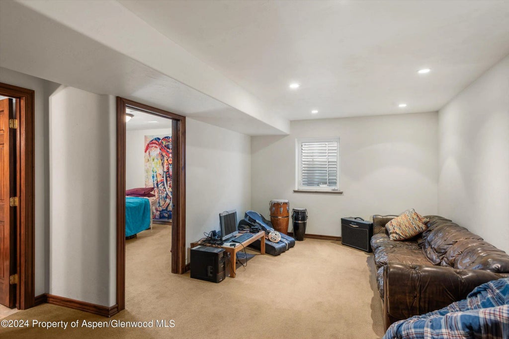 15 of 21 - 570 Redstone Avenue, Carbondale, CO