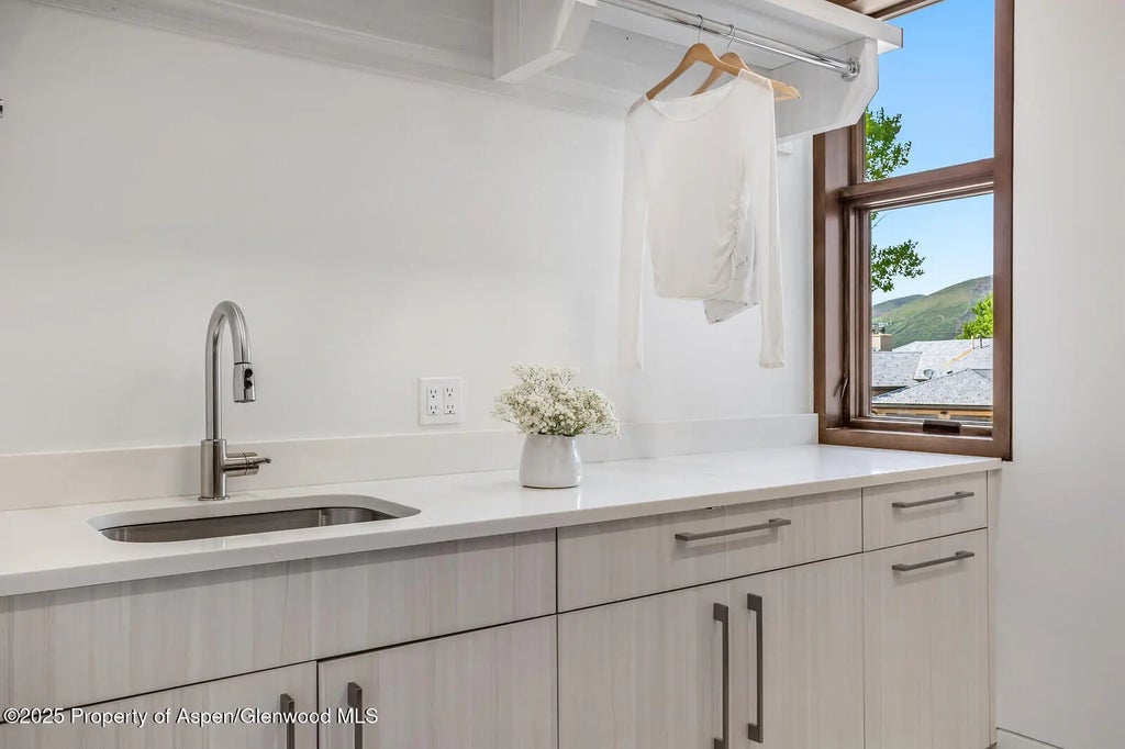 62 of 94 - 130 Primrose Path, Aspen, CO