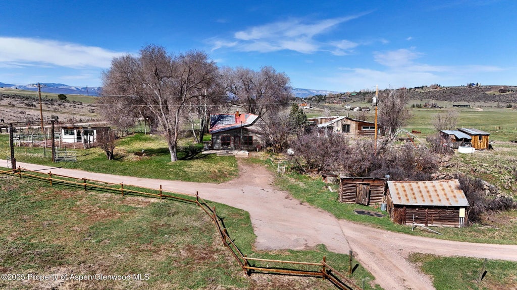 10 of 15 - 623 Fender Lane, Carbondale, CO