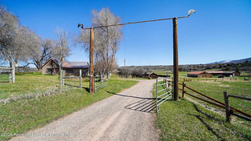 13 of 15 - 623 Fender Lane, Carbondale, CO