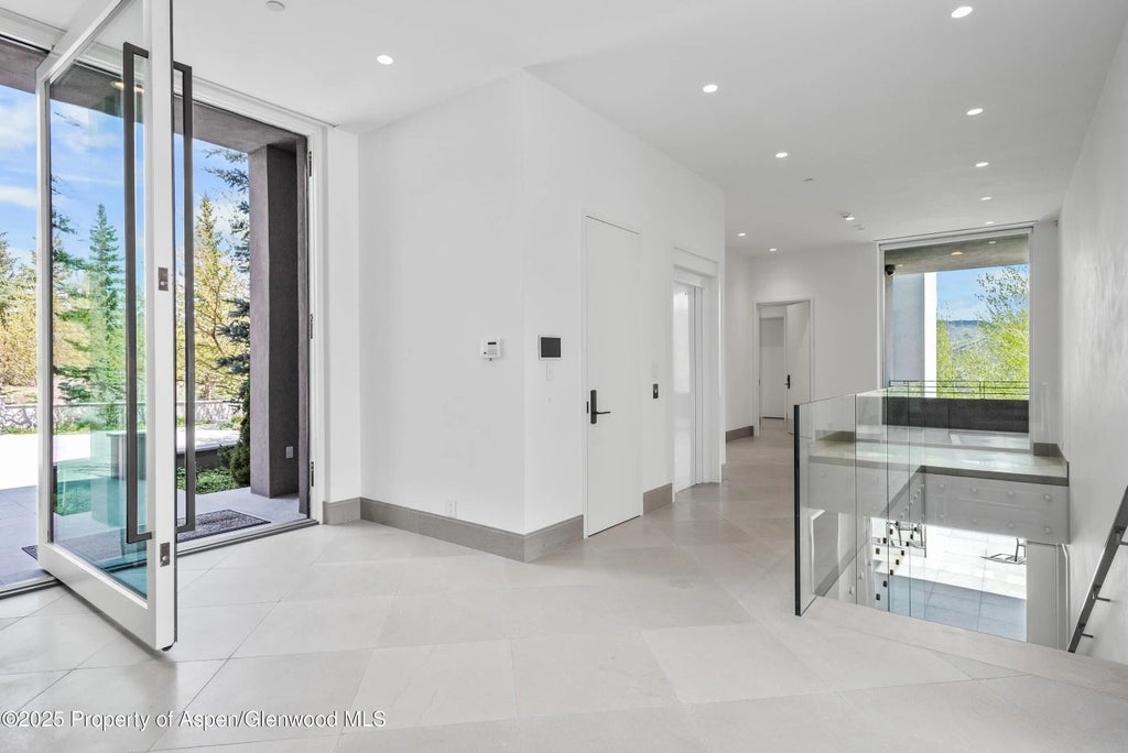 37 of 103 - 401 Eagle Park Drive, Aspen, CO