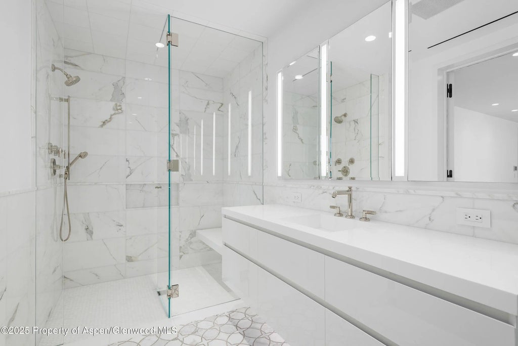 58 of 103 - 401 Eagle Park Drive, Aspen, CO