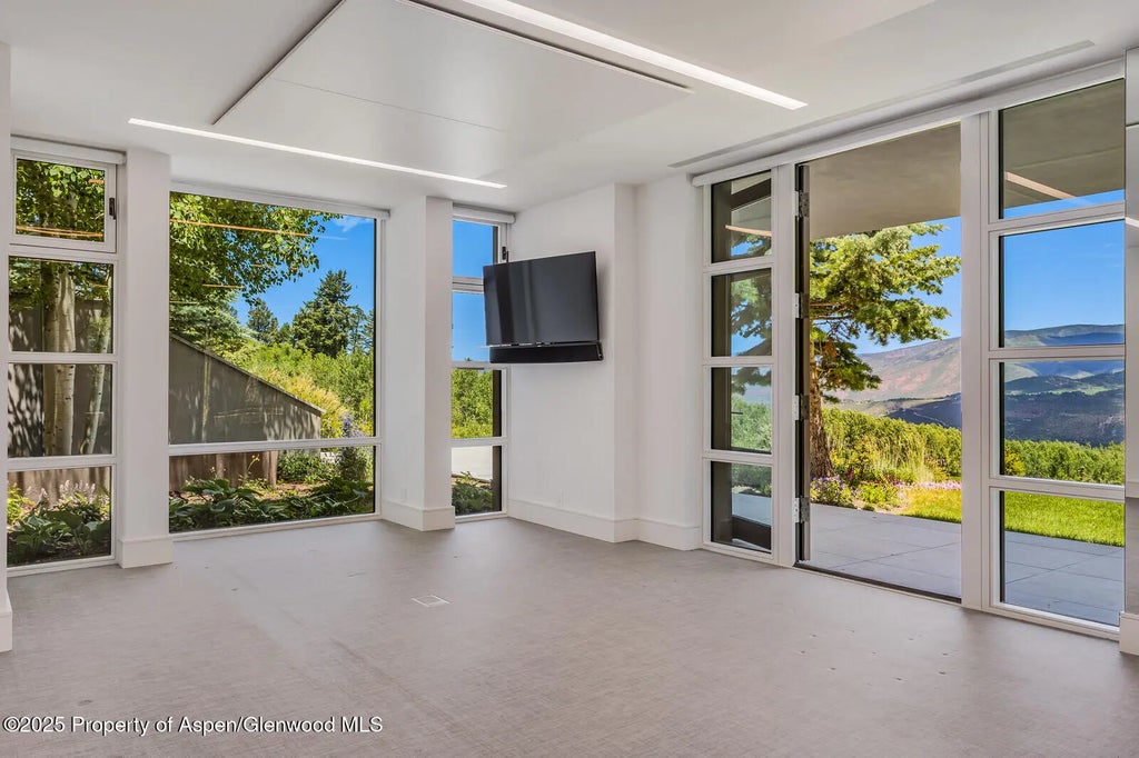62 of 103 - 401 Eagle Park Drive, Aspen, CO