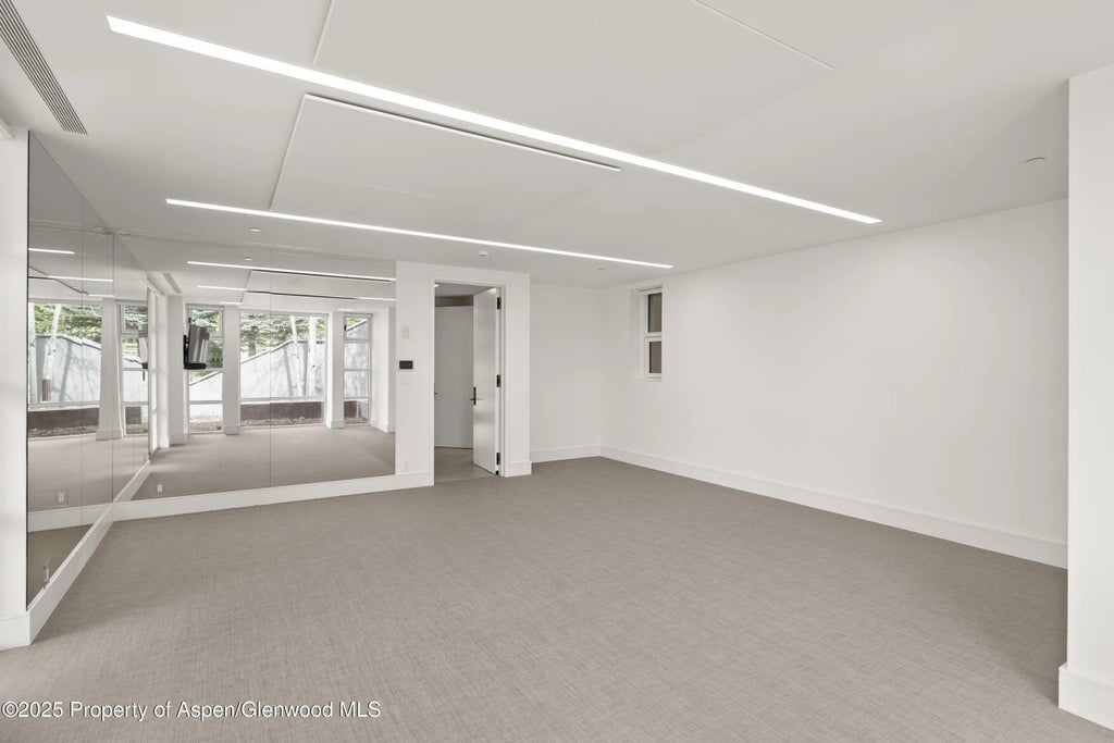 64 of 103 - 401 Eagle Park Drive, Aspen, CO