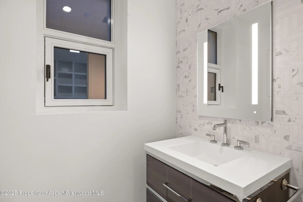 66 of 103 - 401 Eagle Park Drive, Aspen, CO