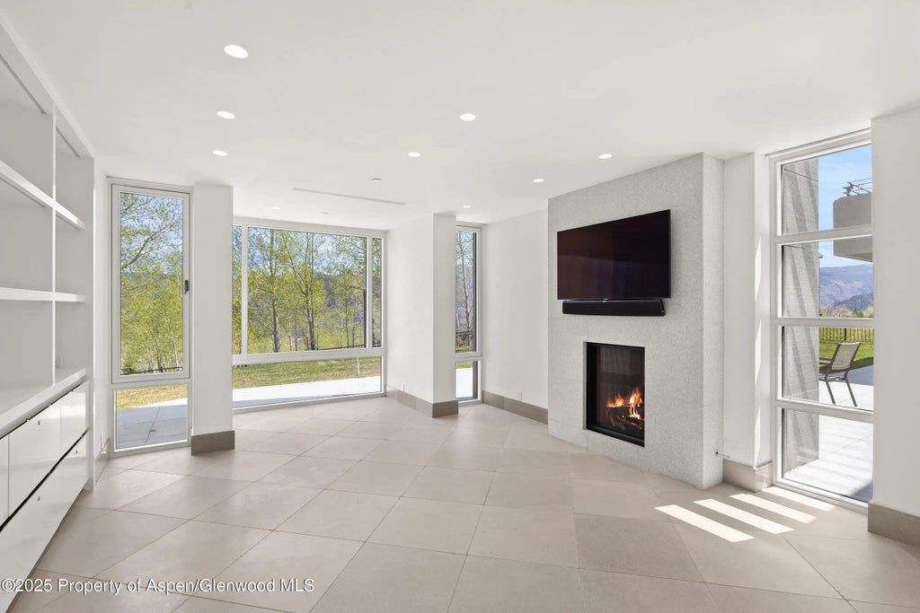 67 of 103 - 401 Eagle Park Drive, Aspen, CO