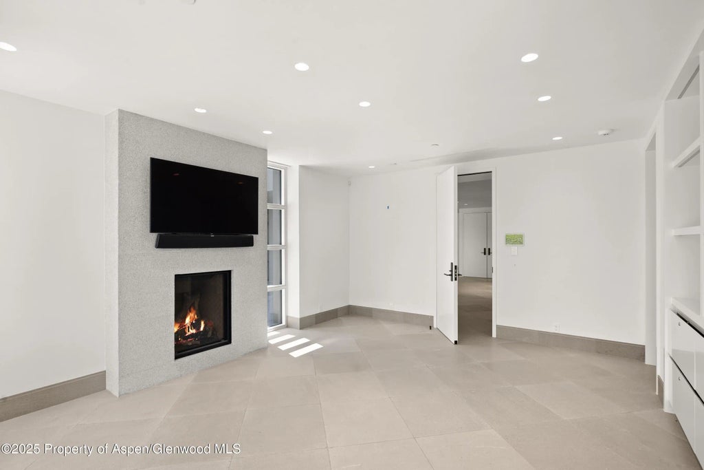 69 of 103 - 401 Eagle Park Drive, Aspen, CO