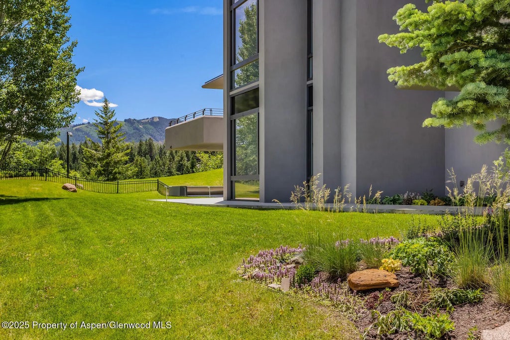 91 of 103 - 401 Eagle Park Drive, Aspen, CO
