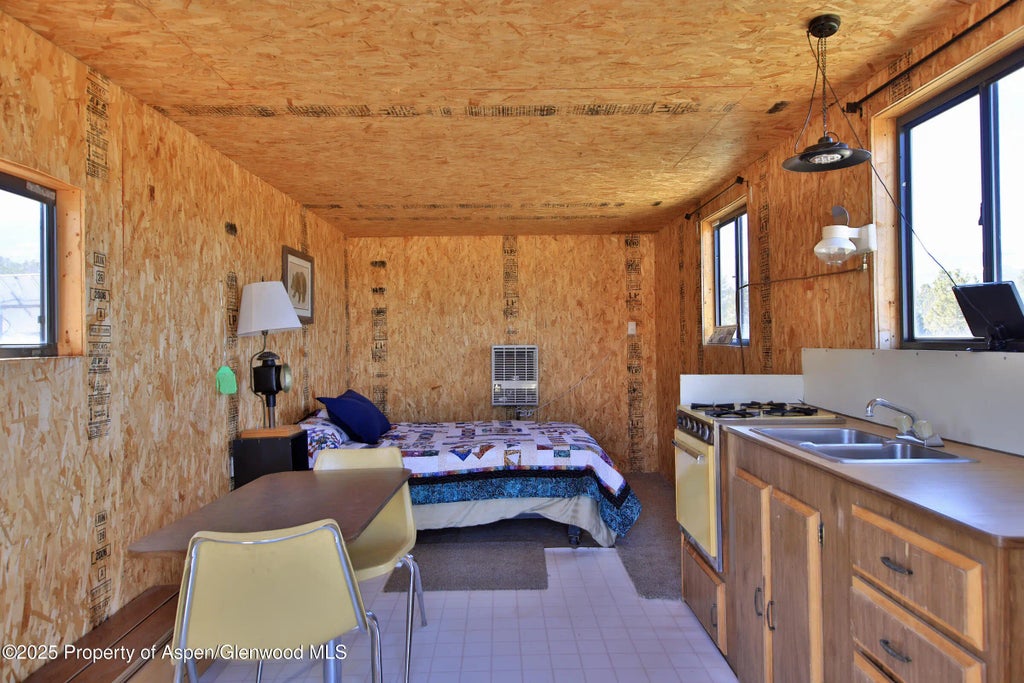 20 of 36 - 56001 Kk Road, Molina, CO