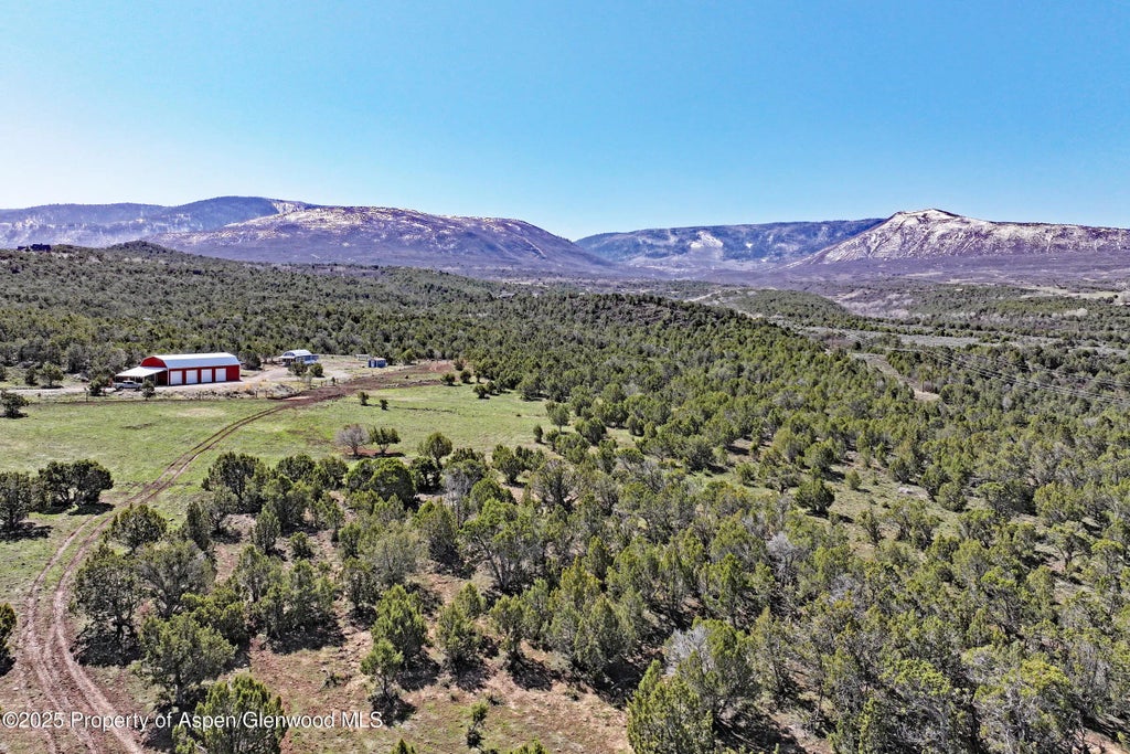 27 of 36 - 56001 Kk Road, Molina, CO