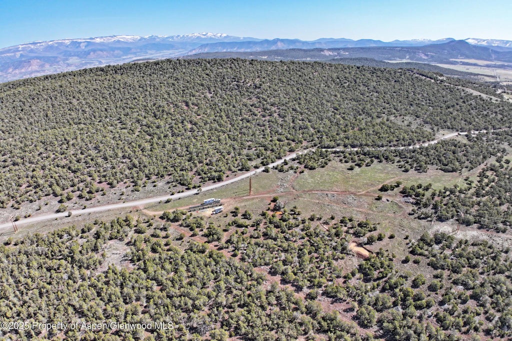 28 of 36 - 56001 Kk Road, Molina, CO