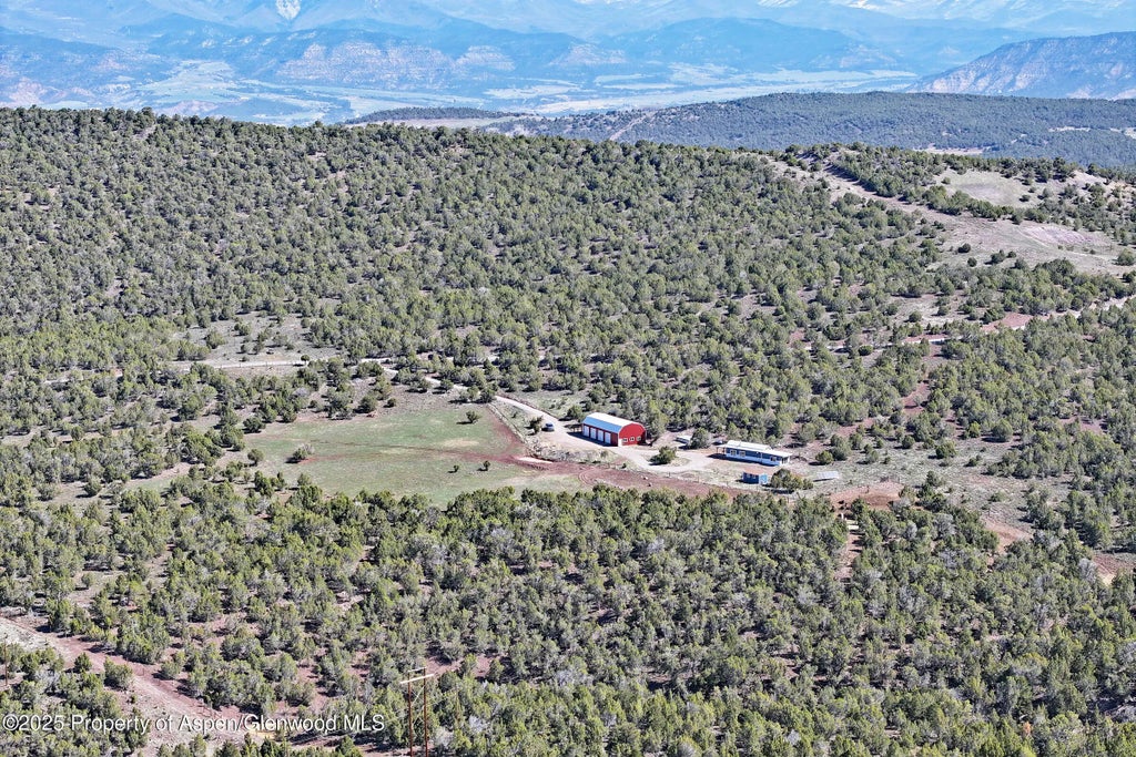 33 of 36 - 56001 Kk Road, Molina, CO
