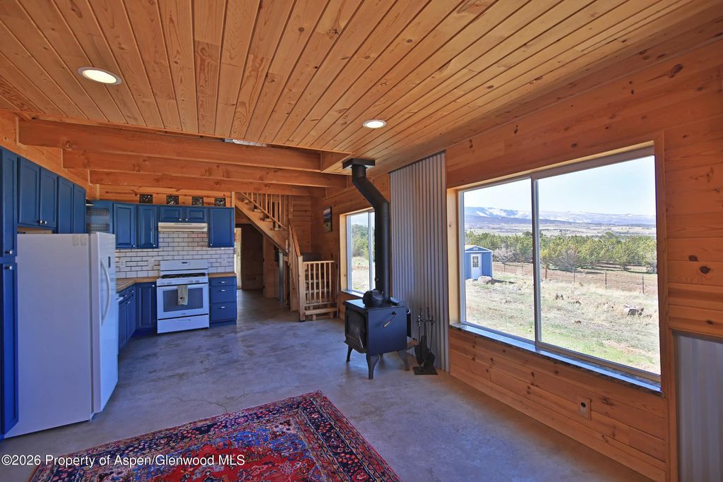 9 of 43 - 56001 Kk Road, Molina, CO