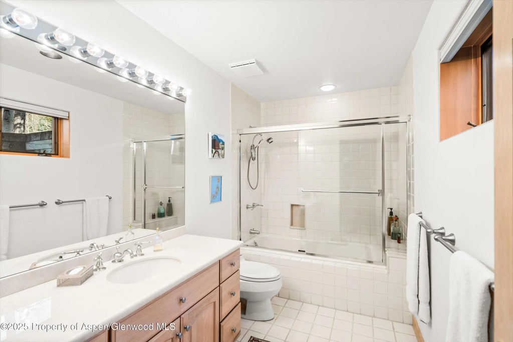17 of 21 - 333 W Hopkins Avenue, Aspen, CO