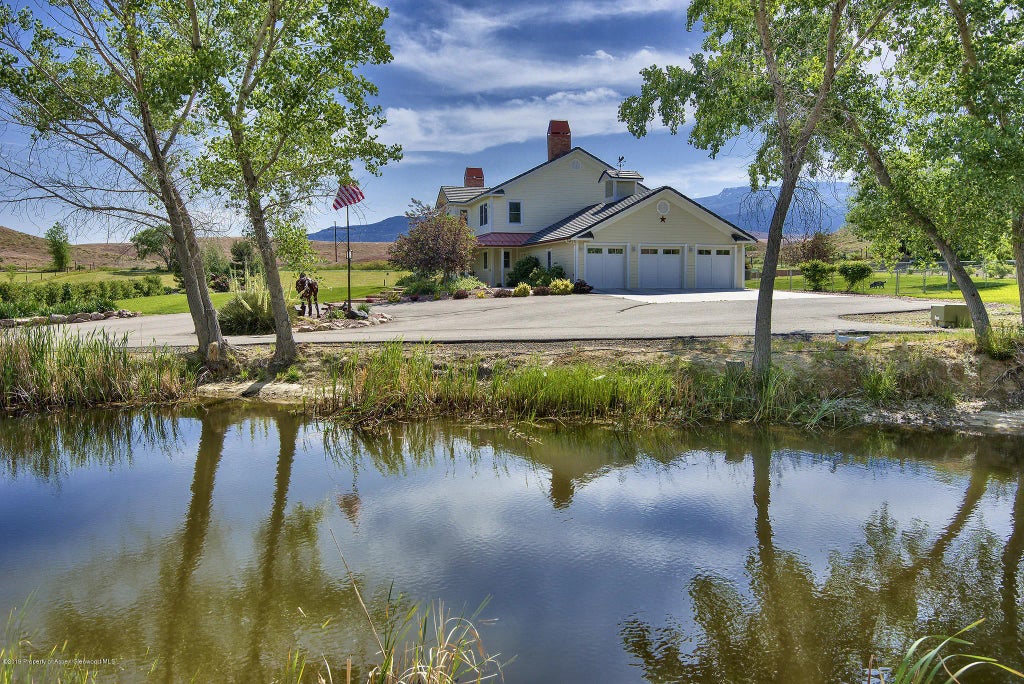 2 of 32 - 3575 E Road, Palisade, CO