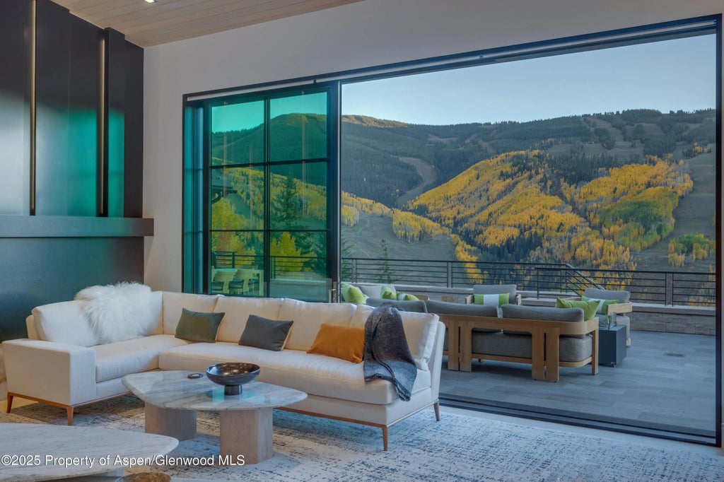 12 of 44 - 1326 Spraddle Creek Road, Vail, CO