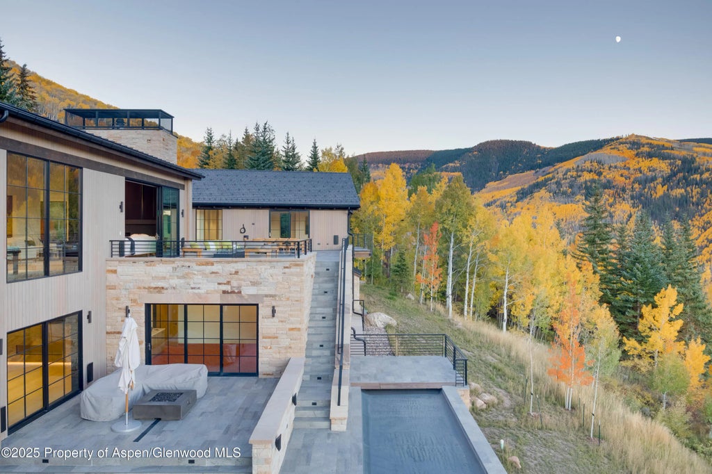 37 of 44 - 1326 Spraddle Creek Road, Vail, CO
