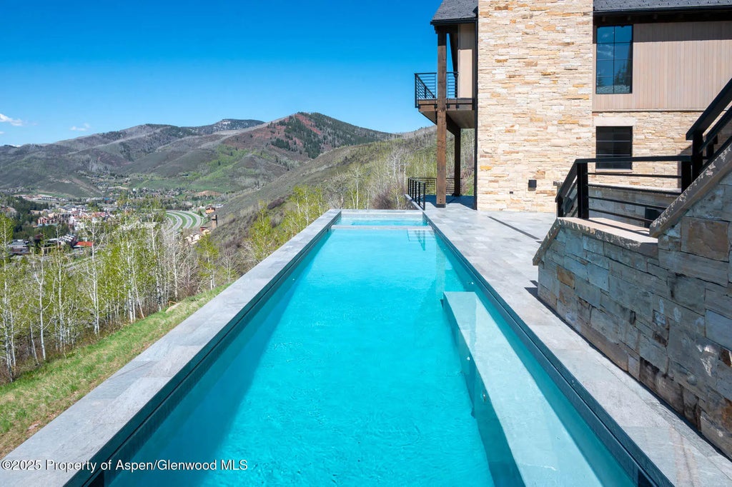 39 of 44 - 1326 Spraddle Creek Road, Vail, CO