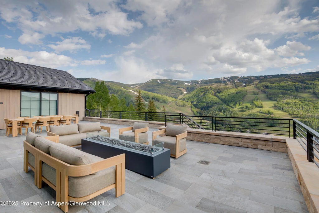 40 of 44 - 1326 Spraddle Creek Road, Vail, CO