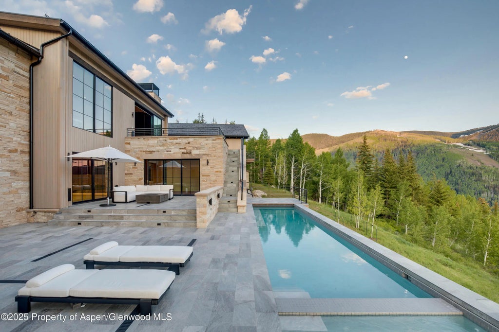 41 of 44 - 1326 Spraddle Creek Road, Vail, CO