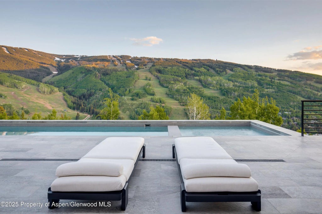 6 of 44 - 1326 Spraddle Creek Road, Vail, CO