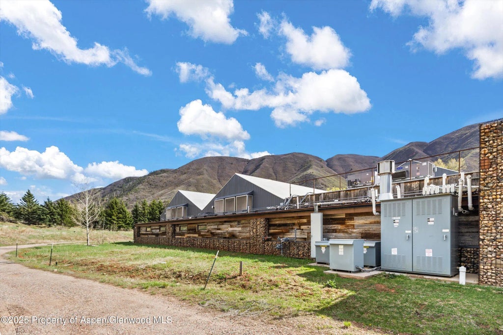 3 of 26 - 24480 Hwy 82, Basalt, CO