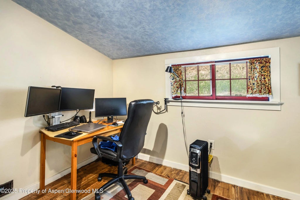 10 of 27 - 824 Lincoln Avenue, Glenwood Springs, CO