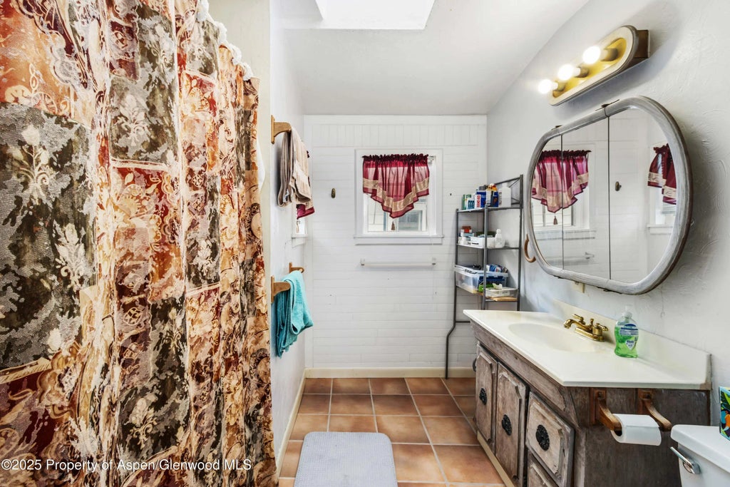 12 of 27 - 824 Lincoln Avenue, Glenwood Springs, CO