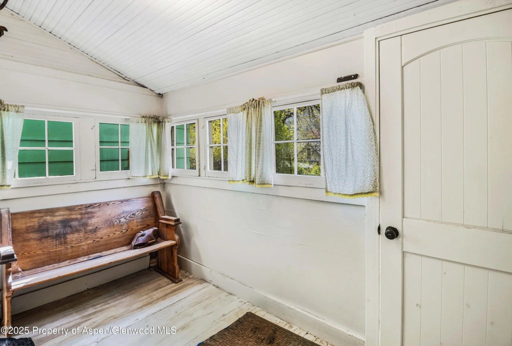 5 of 27 - 824 Lincoln Avenue, Glenwood Springs, CO