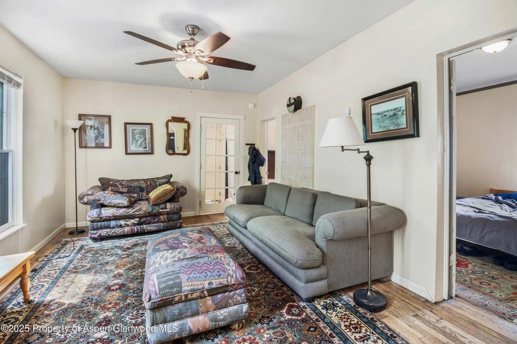 7 of 27 - 824 Lincoln Avenue, Glenwood Springs, CO