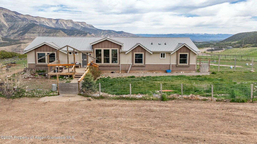 13 of 21 - 3747 County Road 301, Parachute, CO