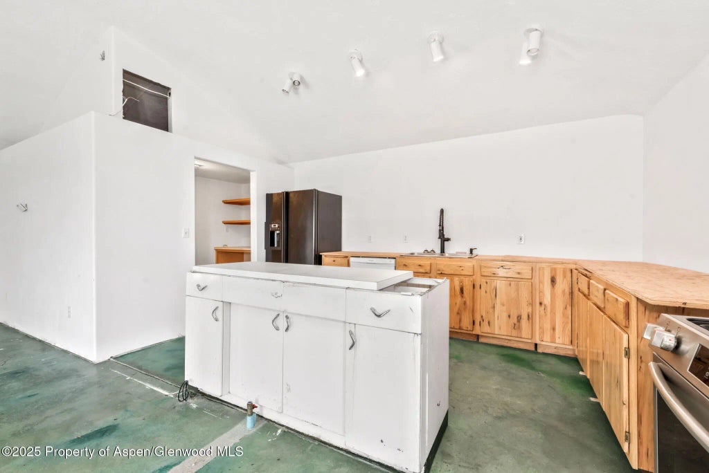 61 of 118 - 40889 County Road 76a, Hayden, CO
