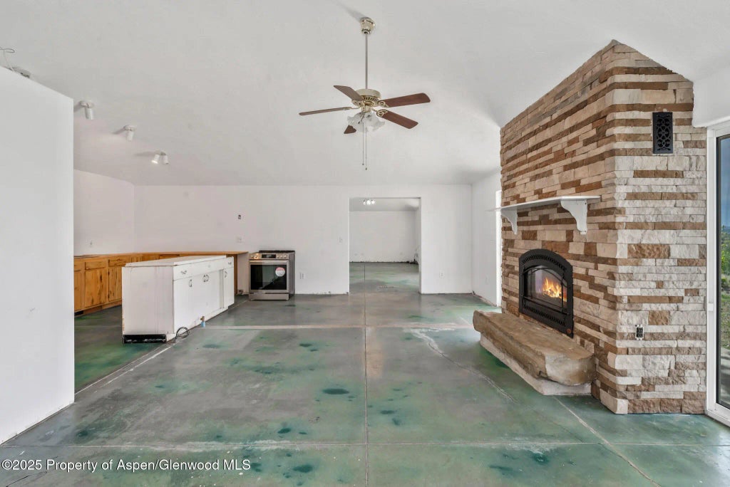 69 of 118 - 40889 County Road 76a, Hayden, CO
