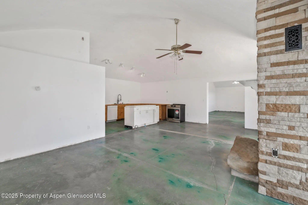 70 of 118 - 40889 County Road 76a, Hayden, CO