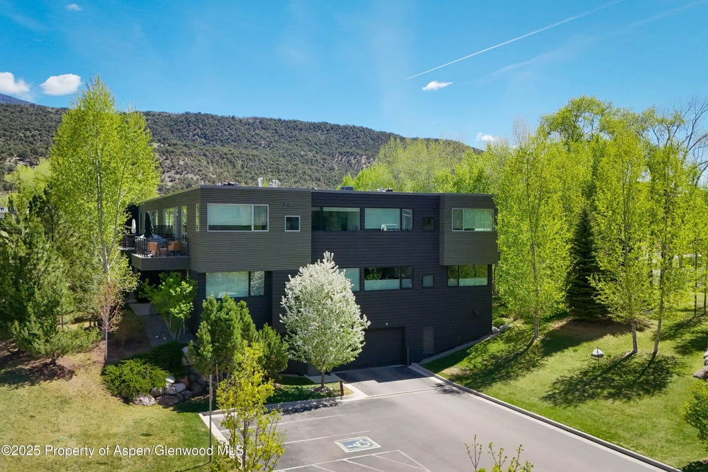 13 of 14 - 104 Evans Road 207, Basalt, CO