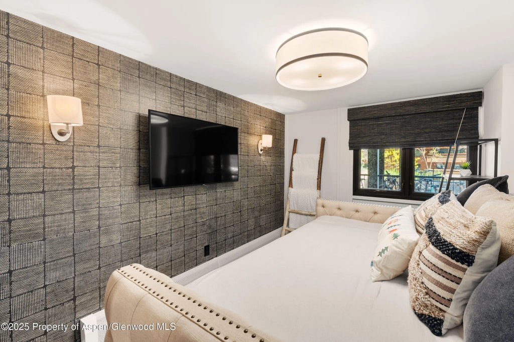 13 of 28 - 800 S Mill Street 105, Aspen, CO